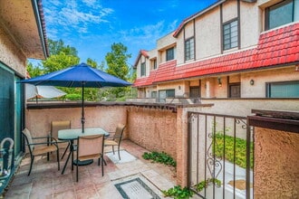 Building Photo - 27663 Ironstone Dr