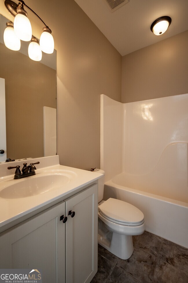 Building Photo - 83 Charter Oak Dr