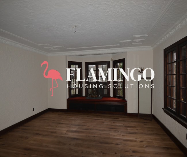 Building Photo - 424 Brookside Dr