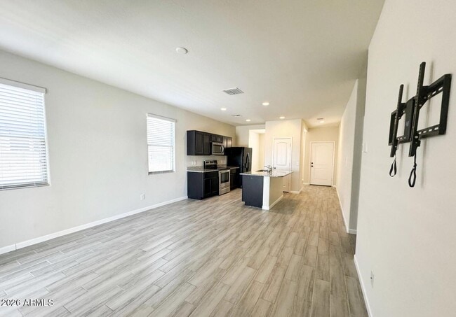 Building Photo - 17134 N Rosemont St