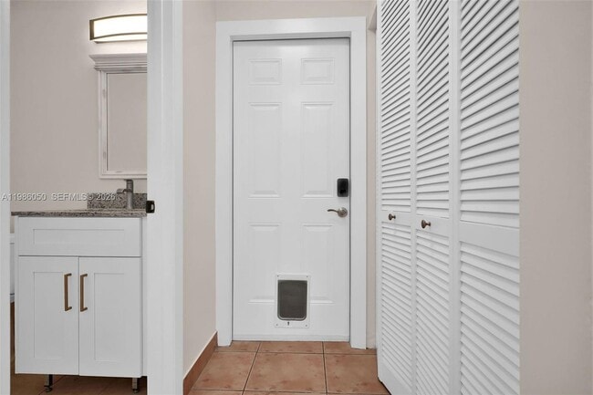 Building Photo - 11811 SW 102nd St