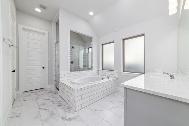 Building Photo - 19035 Dappled Mare Cir