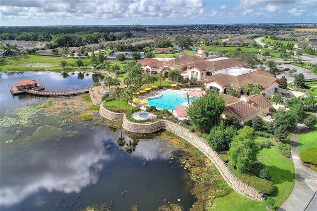 Building Photo - 576 Cantabria Dr