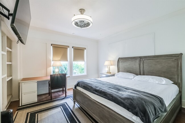 Building Photo - 1716 Richmond Ave.