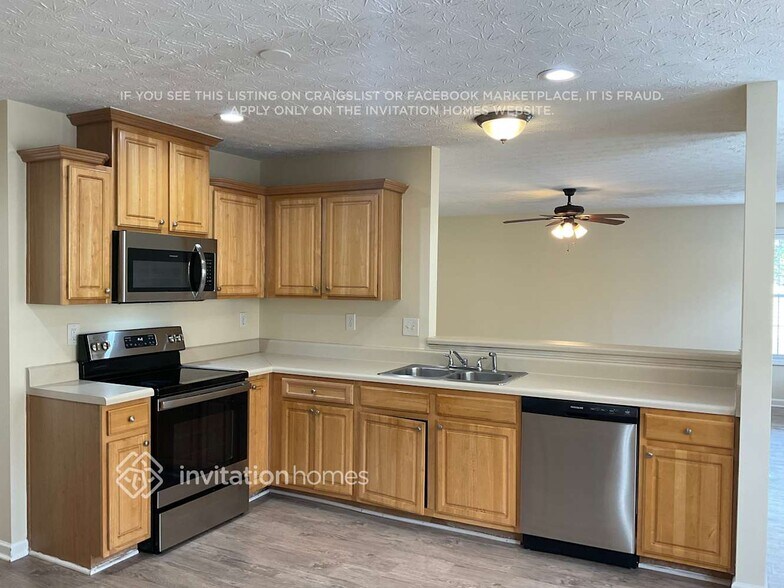 Building Photo - 1529 Hillary Cove Ct