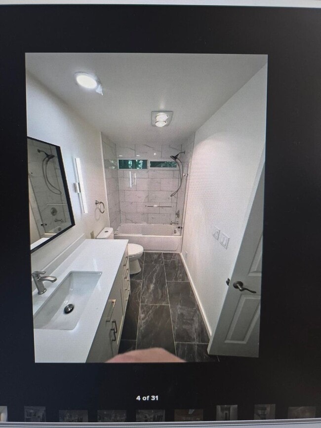 Building Photo - Amazing Sudden Valley Rental