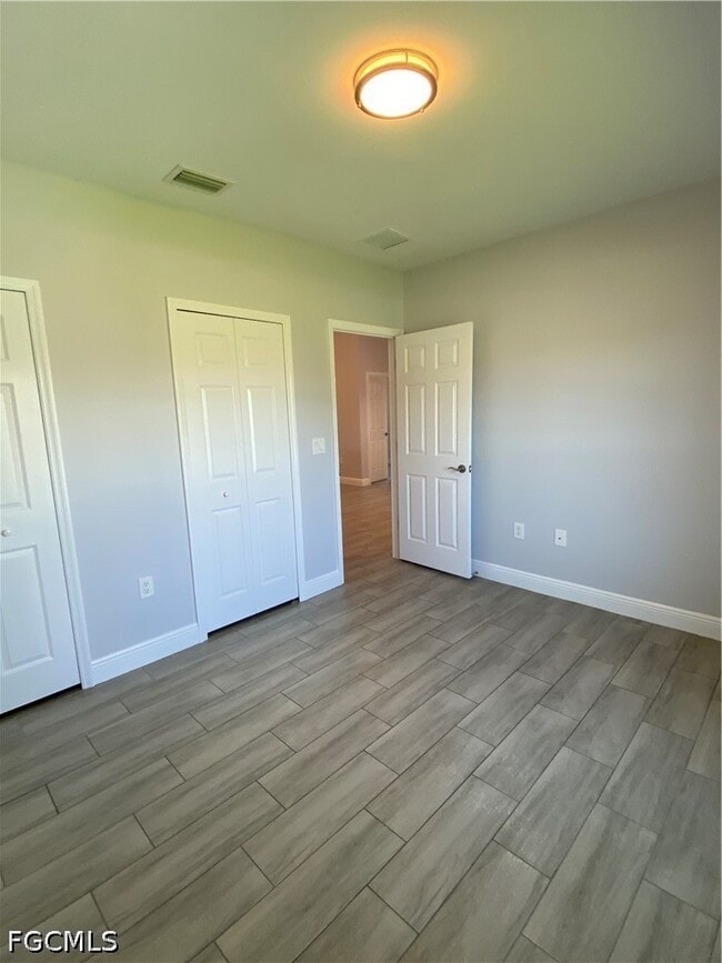 Building Photo - 2215 Hogan Dr