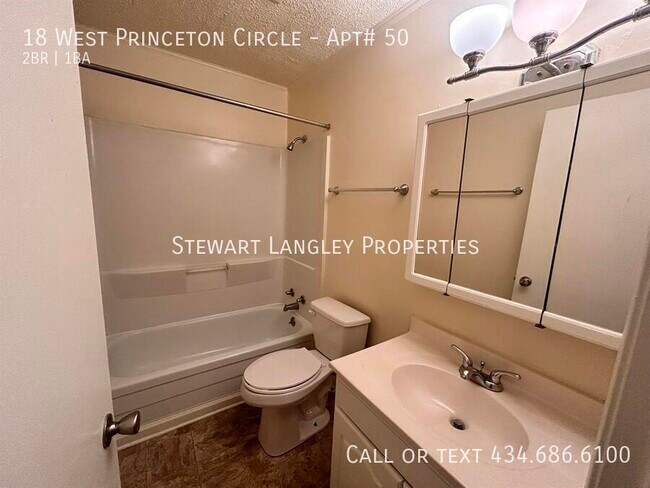 Building Photo - 18 W Princeton Cir Cir