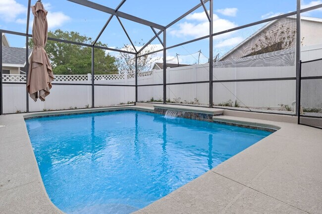 Building Photo - 15730 Bay Vista Dr