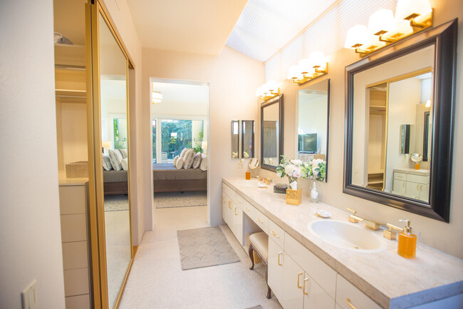 Building Photo - 75273 Spyglass Dr