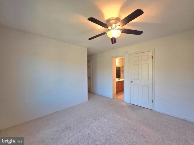 Building Photo - 5939 Heatherwood Ct