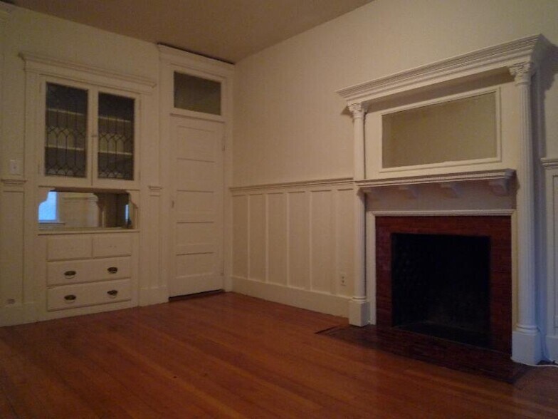 Building Photo - 1788 Beacon St