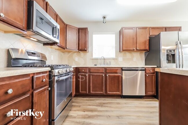 Building Photo - 4056 Leak Creek Ct
