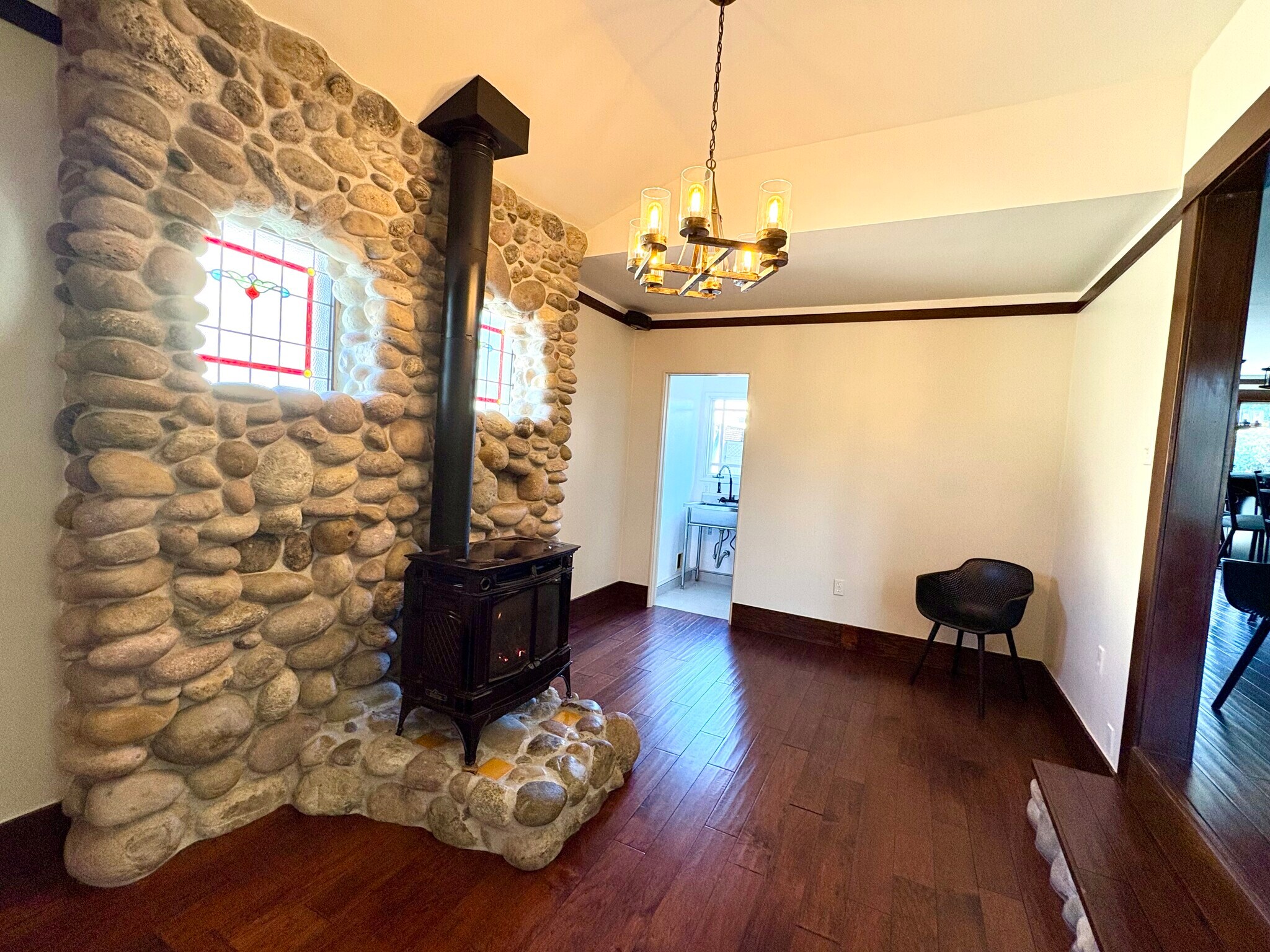 Building Photo - 3306 Gibson Pl