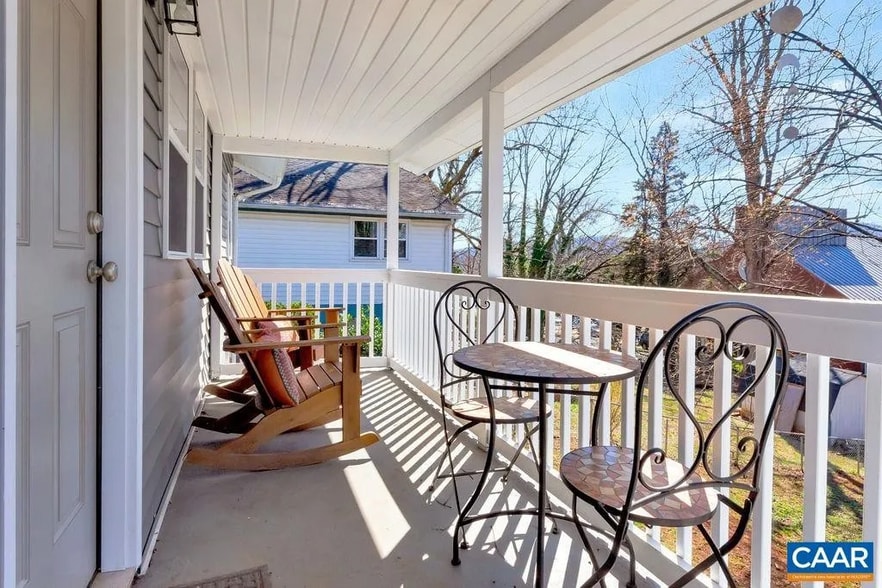 Building Photo - 1304 Poplar St