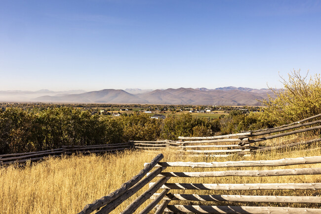 Building Photo - 5956 Triple Crown Trail