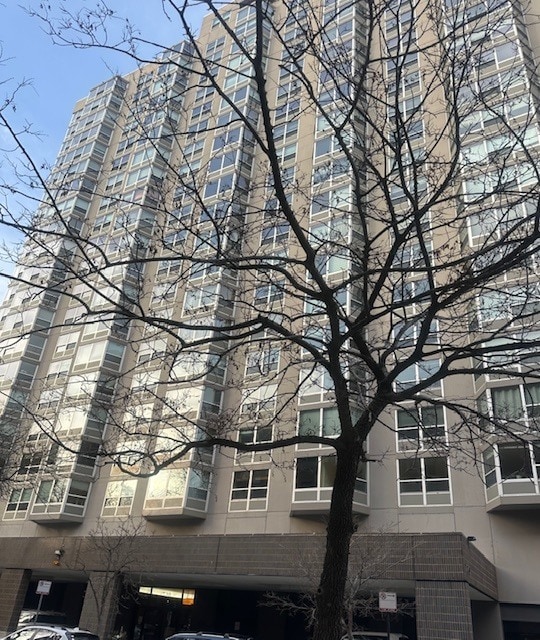 Building Photo - 720 W Gordon Terrace