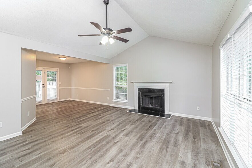 Building Photo - 24 Quail Run