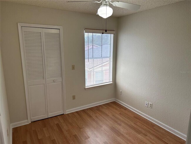 Building Photo - 2550 N Alafaya Trail