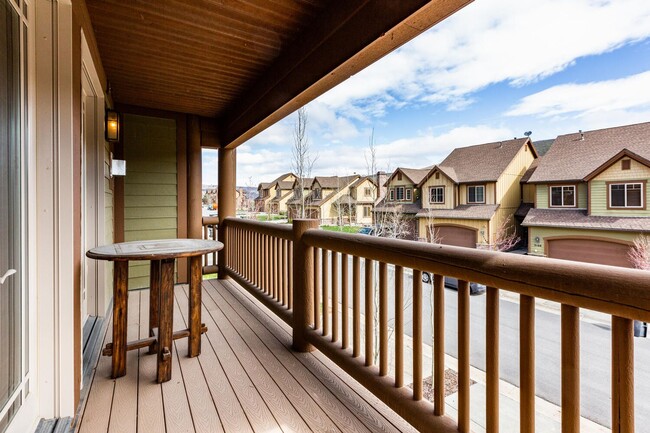 Building Photo - Furnished Townhome in Jeremy Ranch