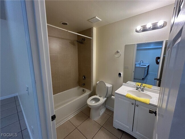 Building Photo - 332 Grant Blvd