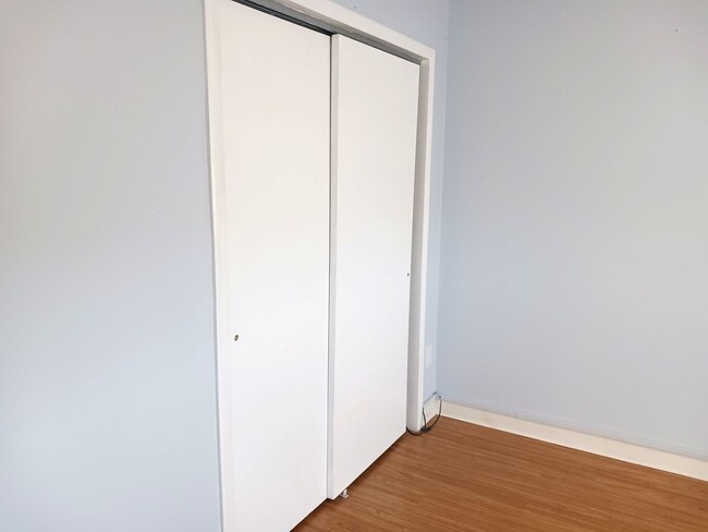 Building Photo - 1701 Smith St