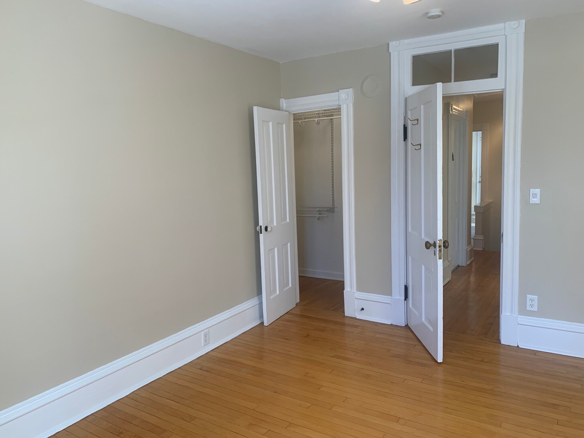 Building Photo - 2645 Colfax Ave S