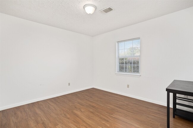 Building Photo - 19730 Spanish Needle Dr