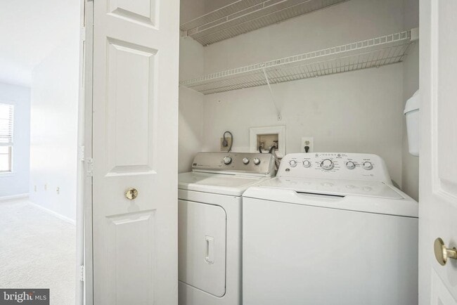 Building Photo - 44022 Gala Cir