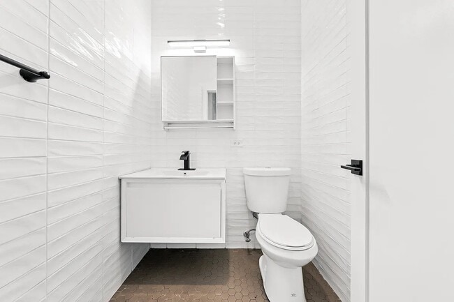 Building Photo - 94 Avenue A