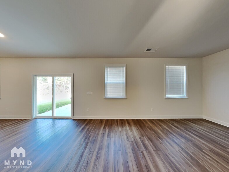 Building Photo - 71 Dew Drop Ln