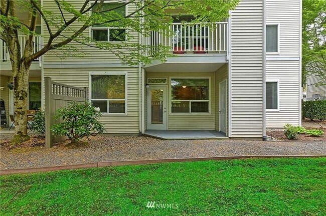 Building Photo - 12530 Admiralty Way