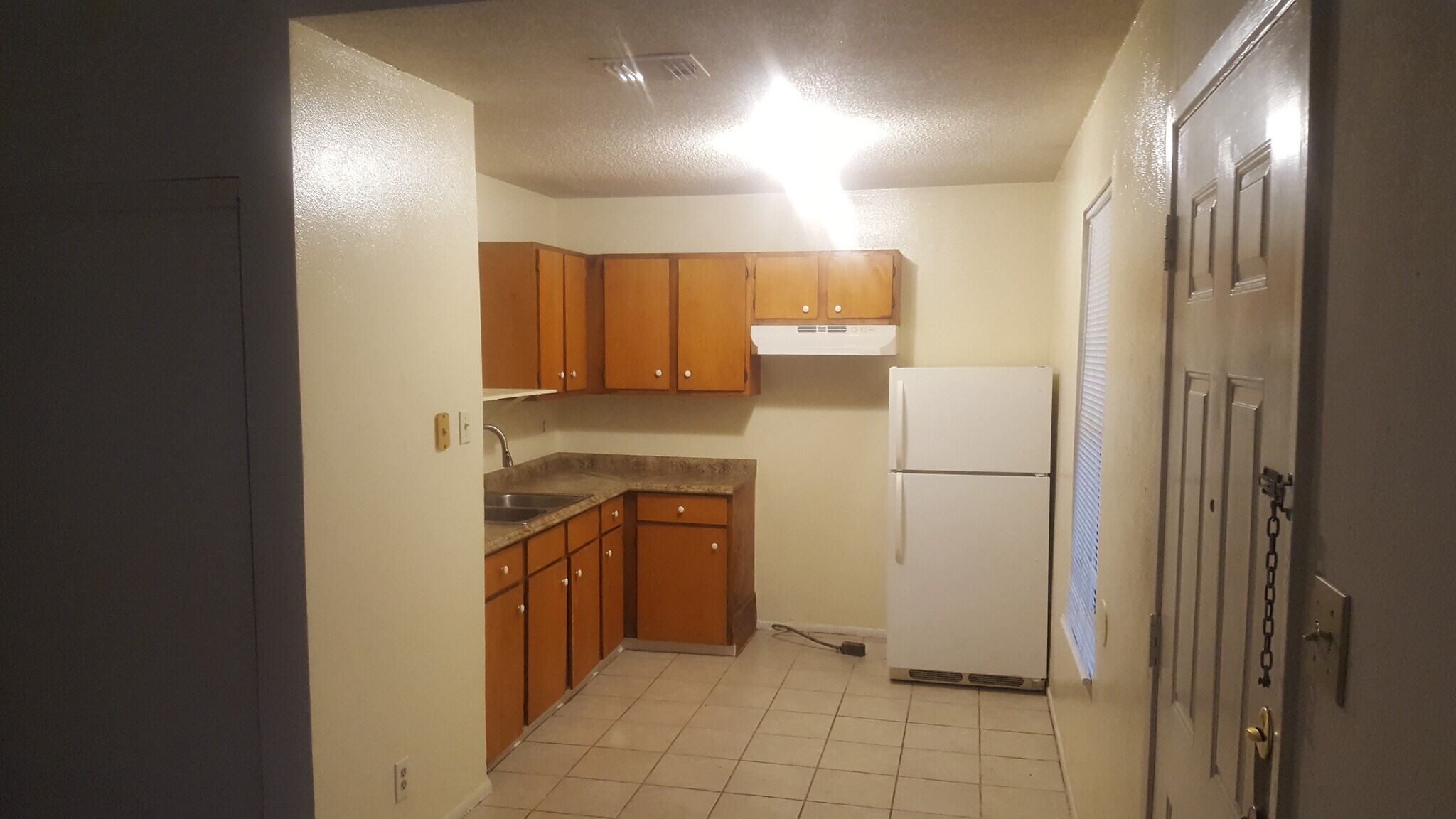 Building Photo - 631 J St