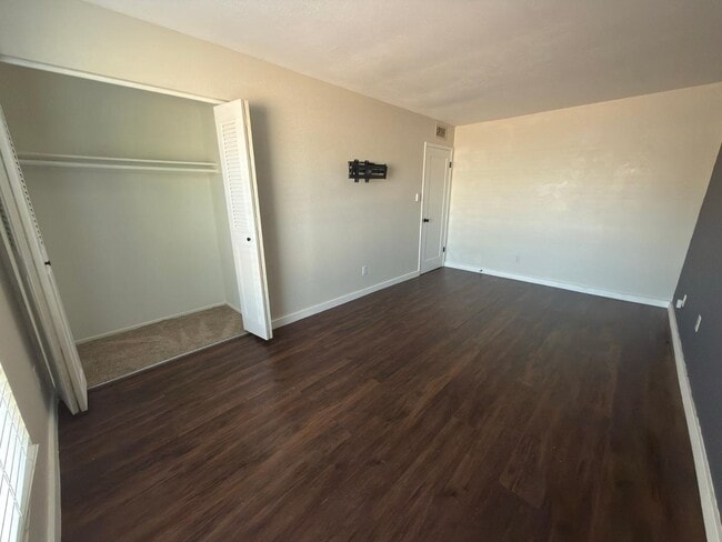 Building Photo - 17046 N 37th Ave