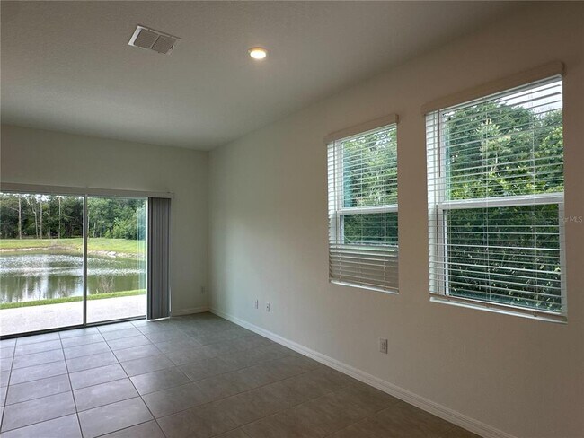Building Photo - 2079 Hallier Cv