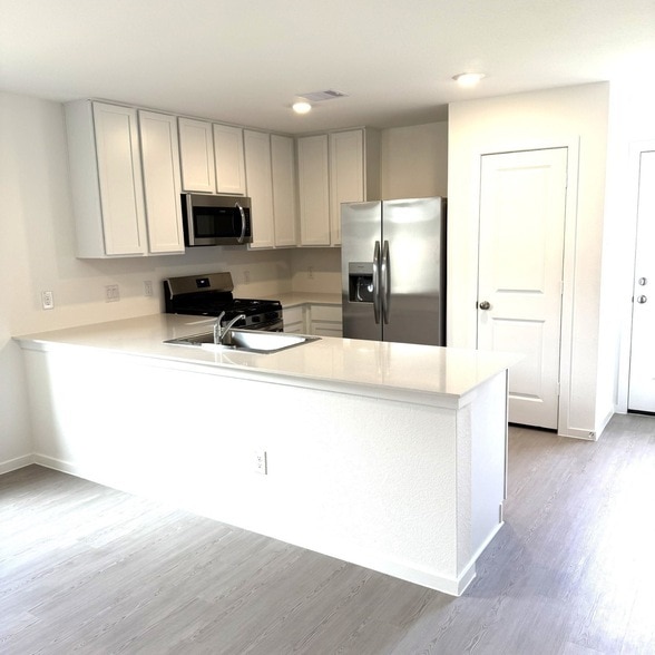 Building Photo - 6859 Flowering Ginger Ln