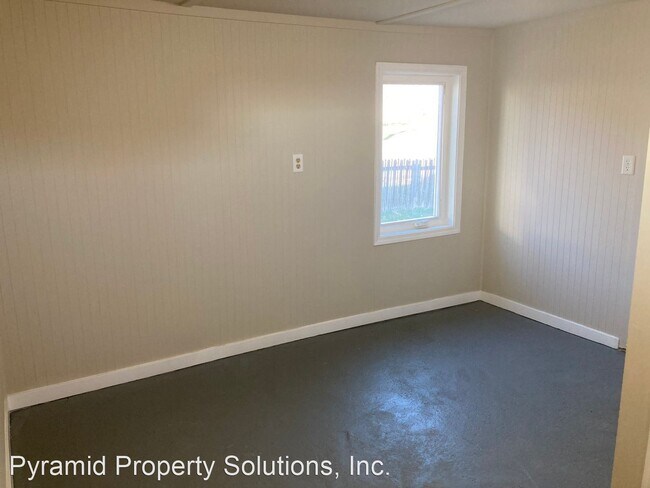 Building Photo - 2 br, 1 bath House - 307 N Columbus St