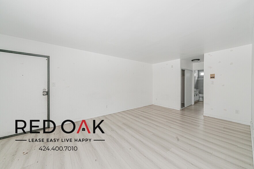 Building Photo - 14255 Tyler St