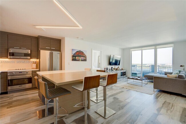 Building Photo - 90 Alton Rd