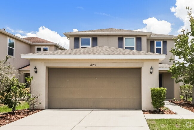 Building Photo - 10716 Southern Forest Dr