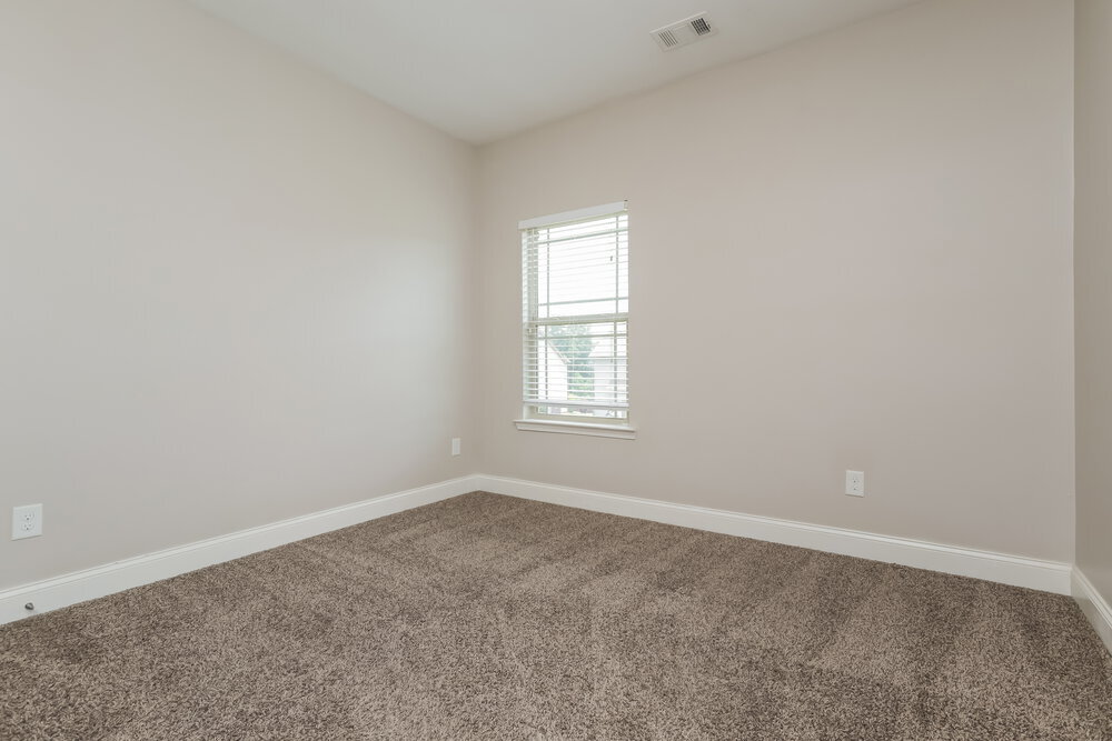 Building Photo - 547 Joneus Dr