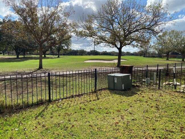 Building Photo - 21623 San Marino Dr