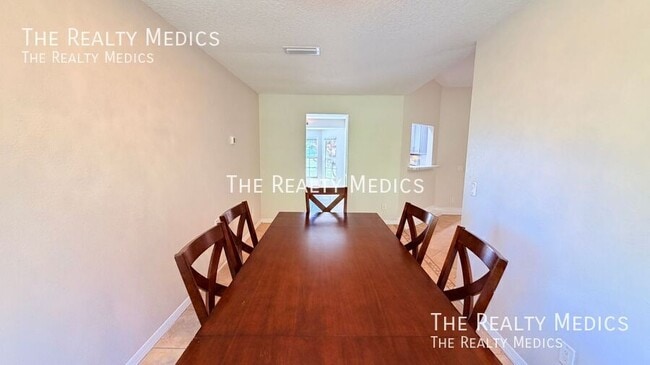 Building Photo - 20515 Macon Pkwy