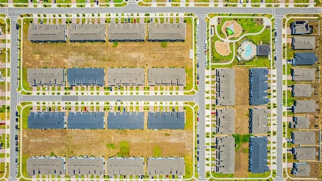 Building Photo - 1108 Lakeshore Breeze Pl