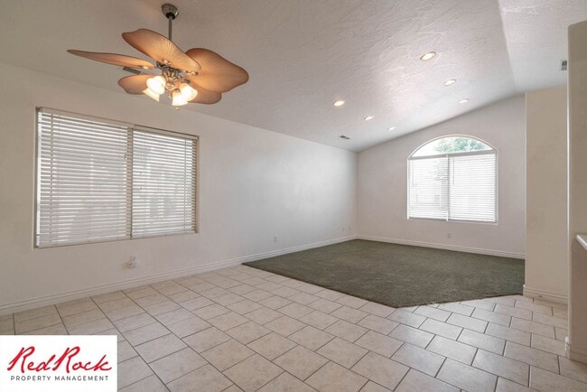 Building Photo - 2 Bedroom and 2 Bathroom Home near Quail C...