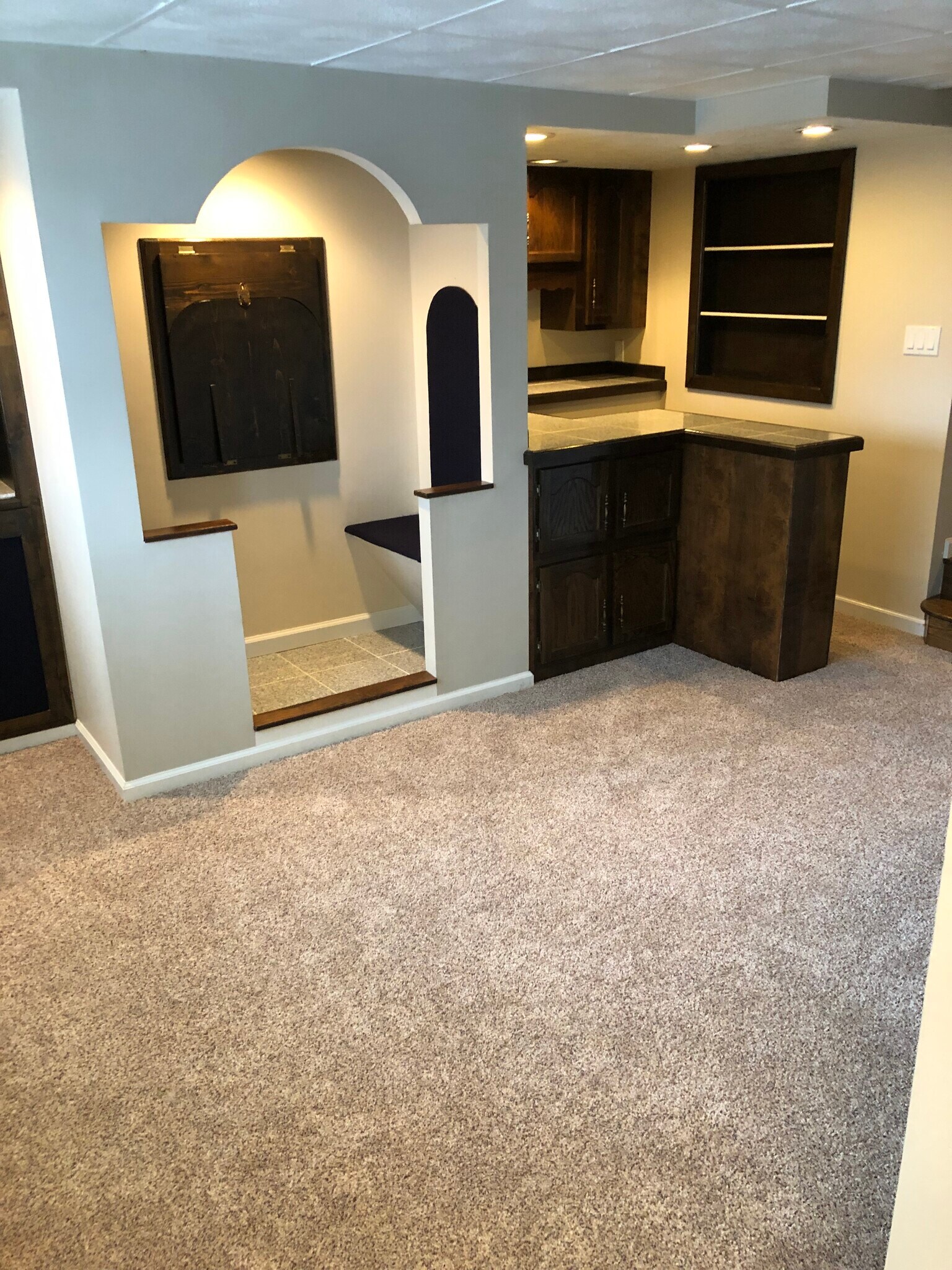 Building Photo - 2325 Sierra St