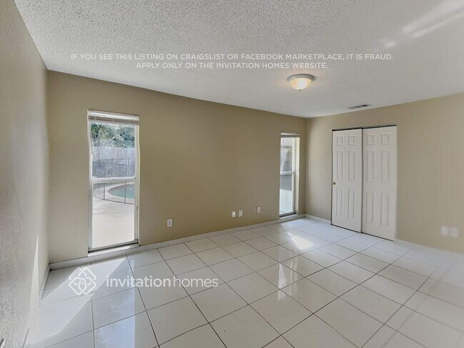 Building Photo - 121 Hidalgo Ave