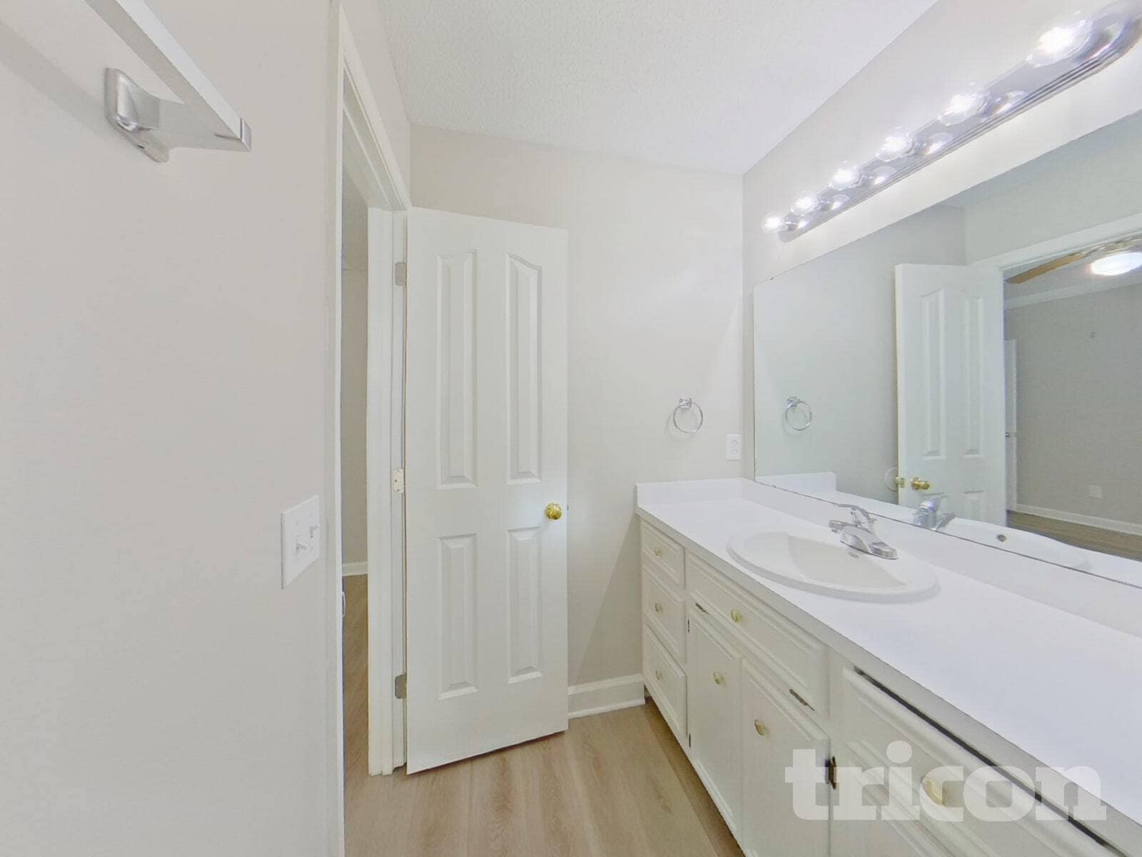 Building Photo - 118 Goldleaf St