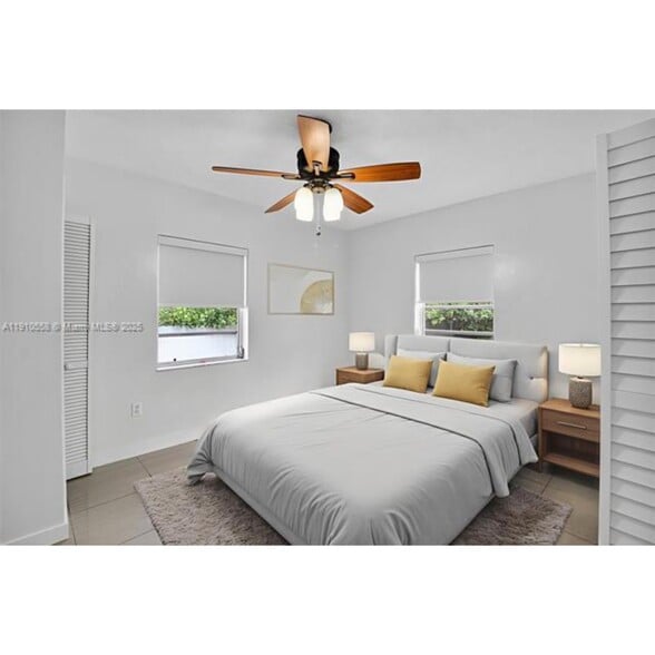 Building Photo - 2744 SW 23rd Ter