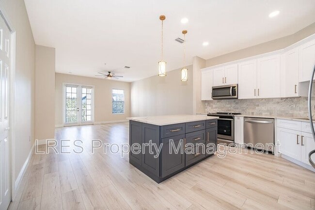 Building Photo - 1594 Common Way Rd